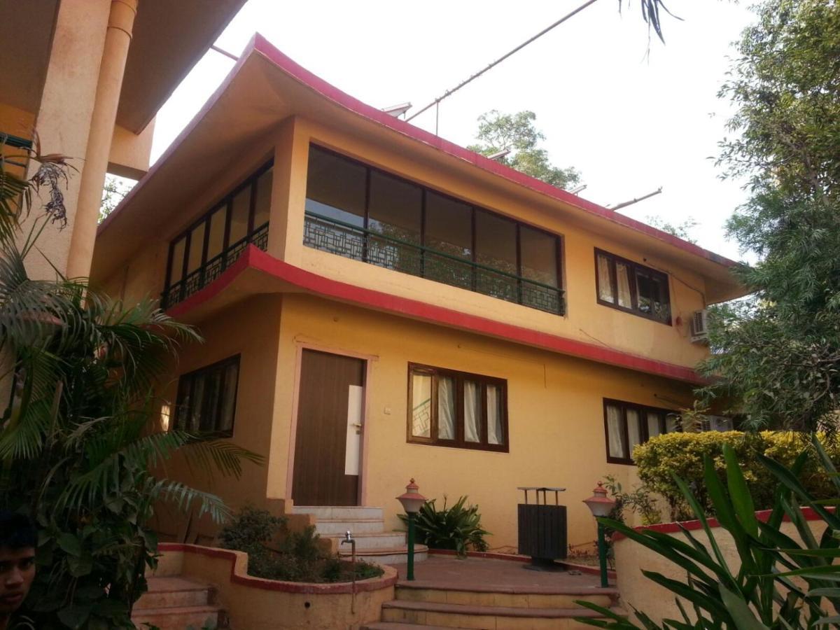 Adamo The Resort Matheran Eksteriør bilde