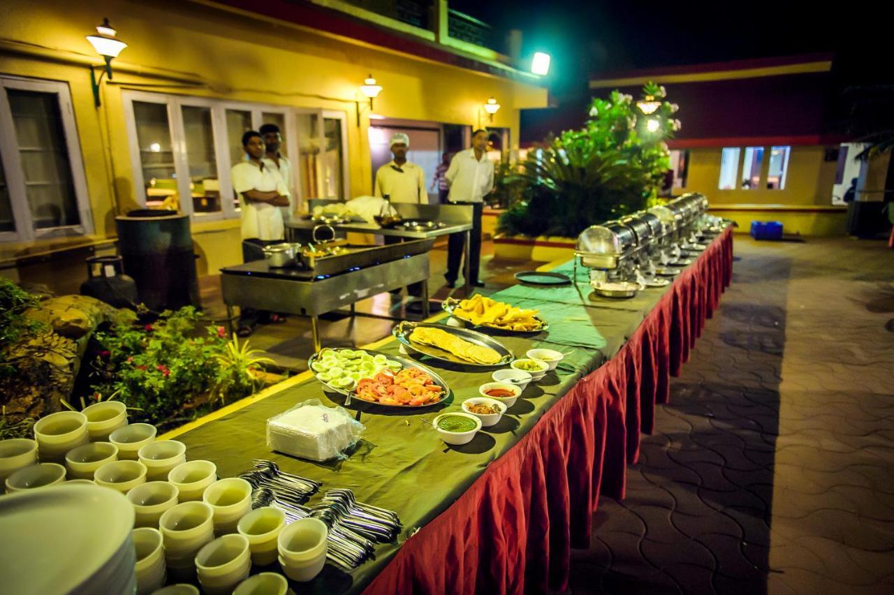 Adamo The Resort Matheran Eksteriør bilde