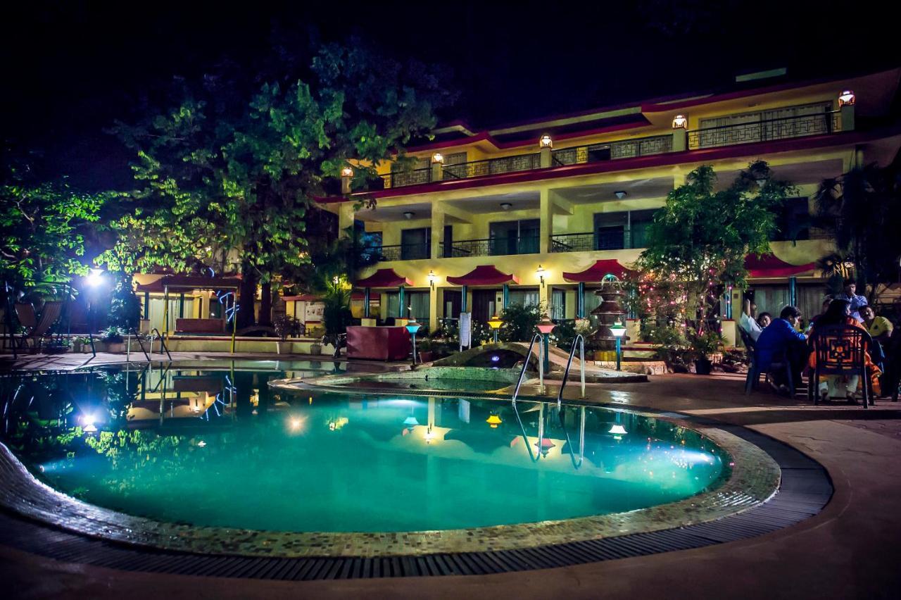 Adamo The Resort Matheran Eksteriør bilde